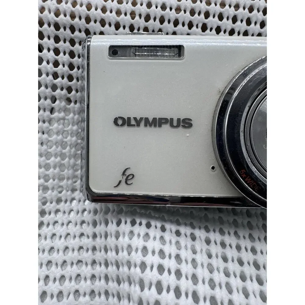 Olympus light scratches